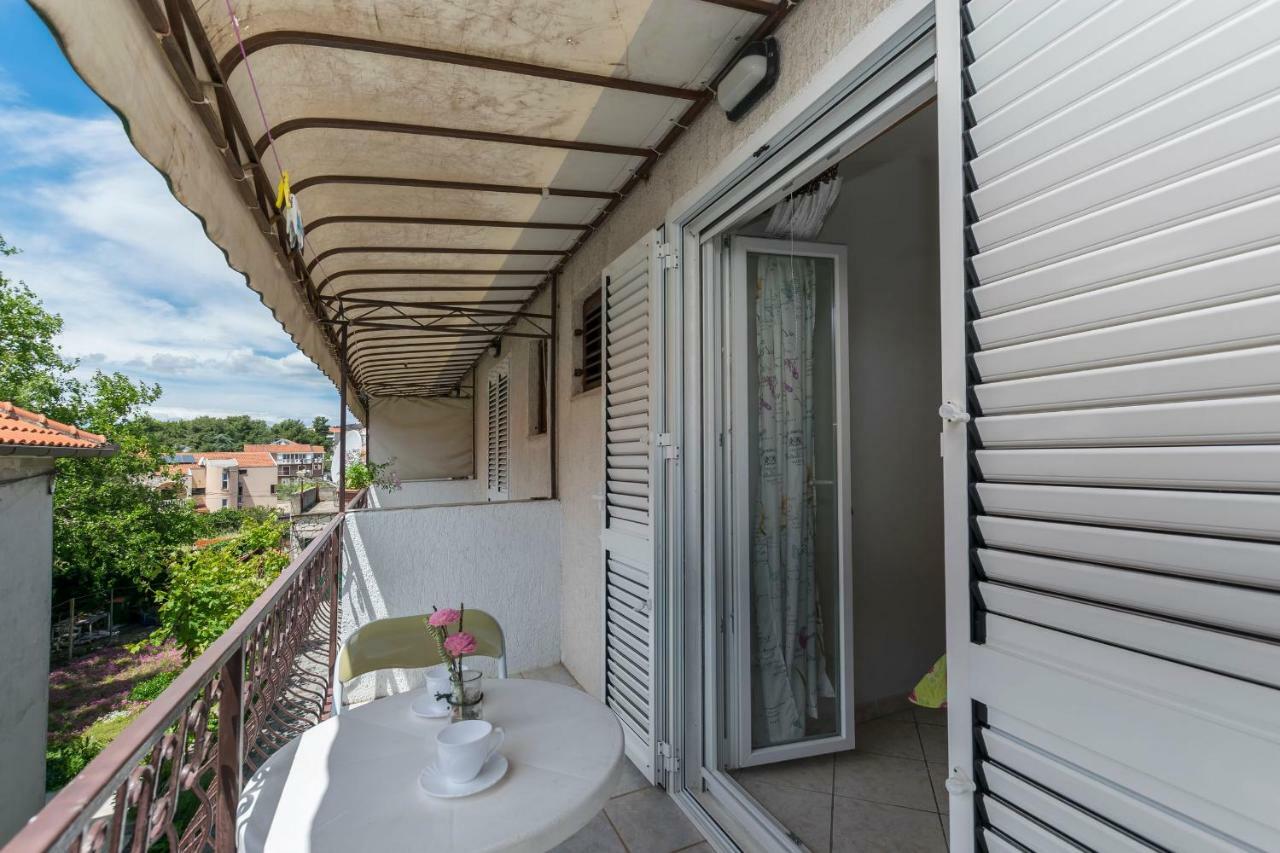 Apartments Miroslava Vodice Exterior foto