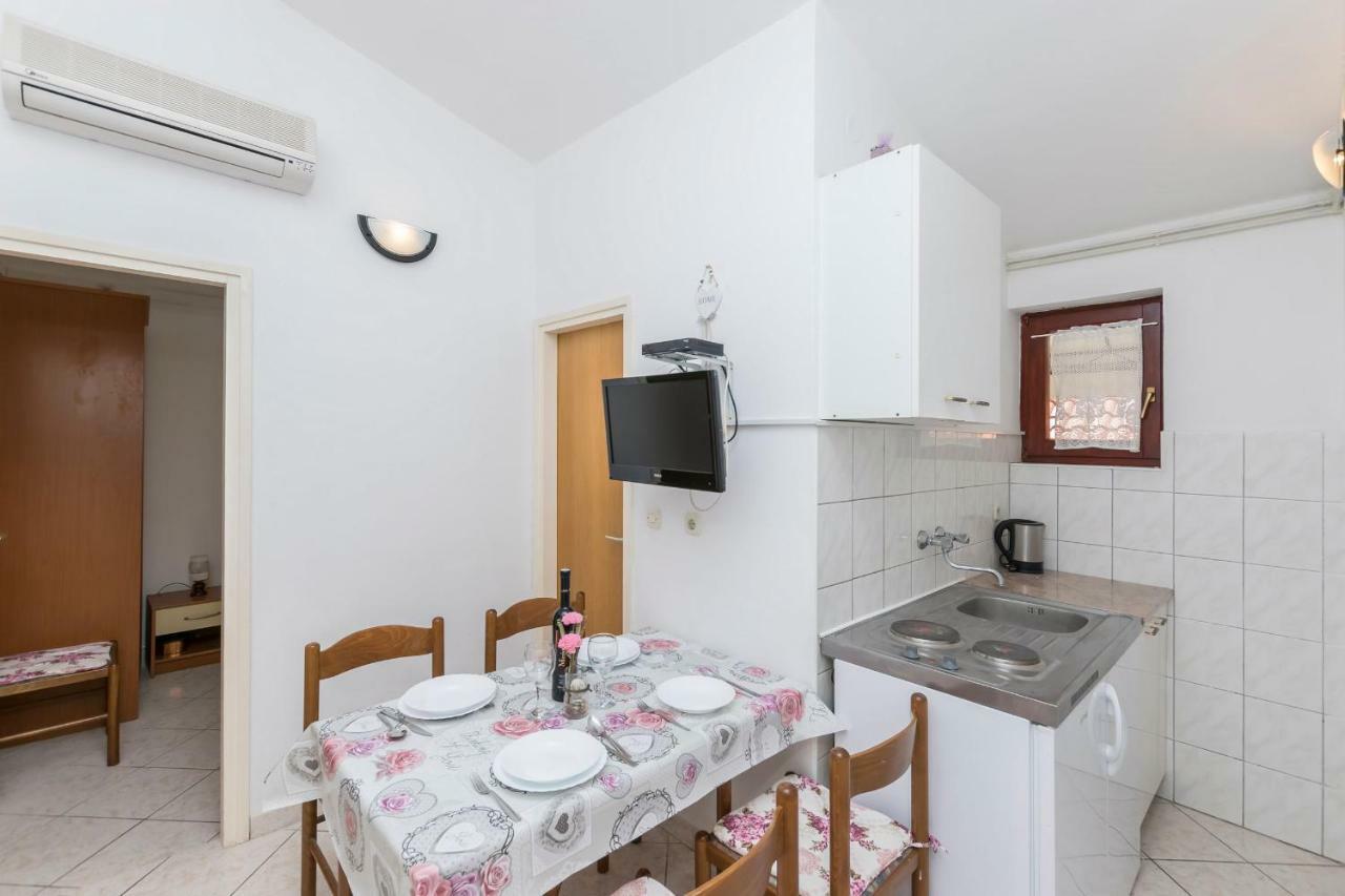 Apartments Miroslava Vodice Exterior foto
